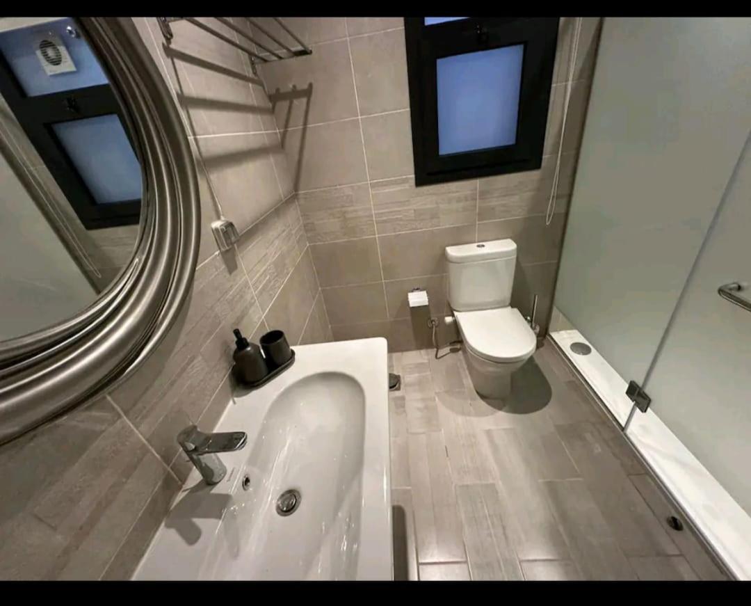 Amazing House For Family Caïro